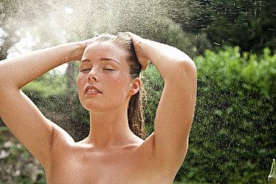 《生化危机8》iPhone 15 Pro Max 20分钟试玩